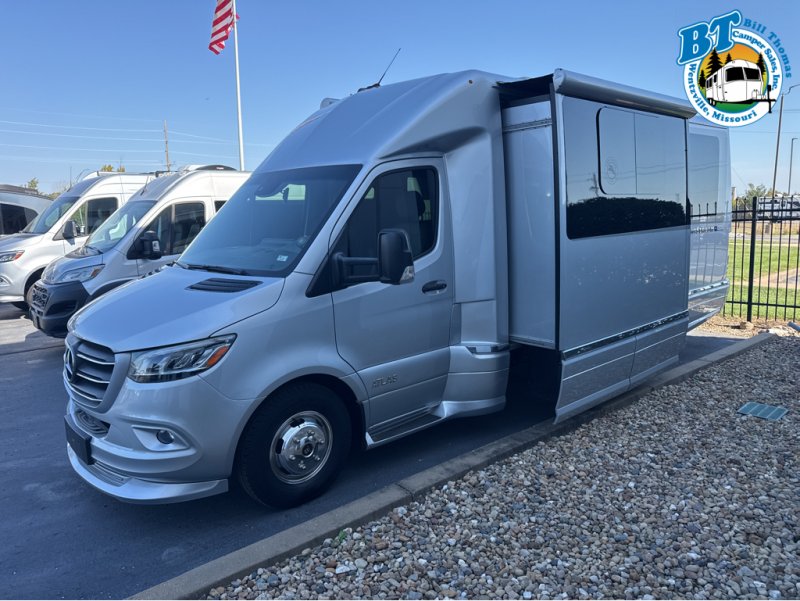 2022 AIRSTREAM ATLAS TOMMY BAHAMA