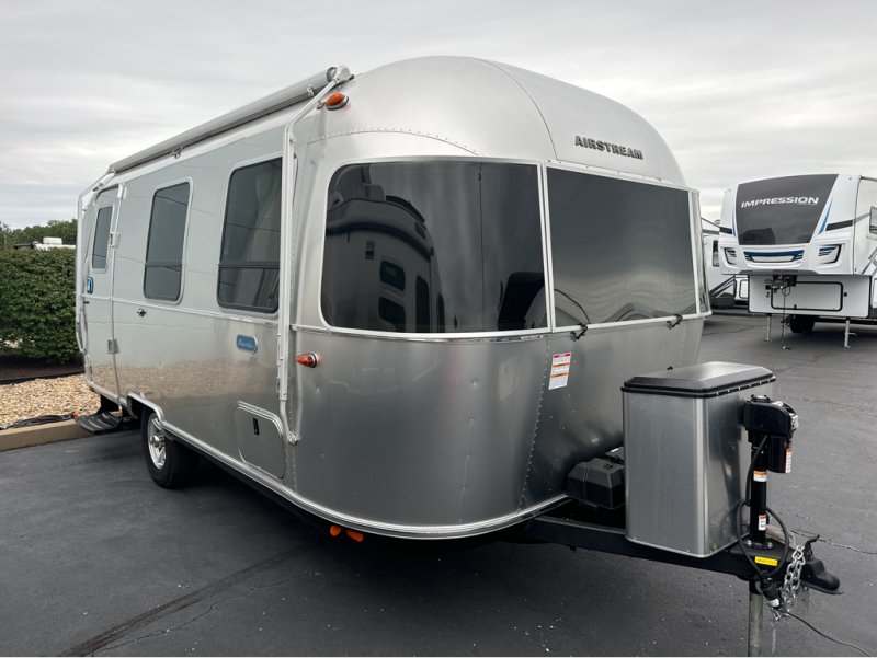 2025 AIRSTREAM BAMBI 22FB