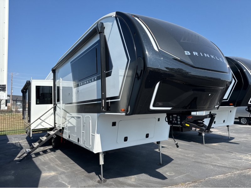 2026 BRINKLEY MODEL Z 3100