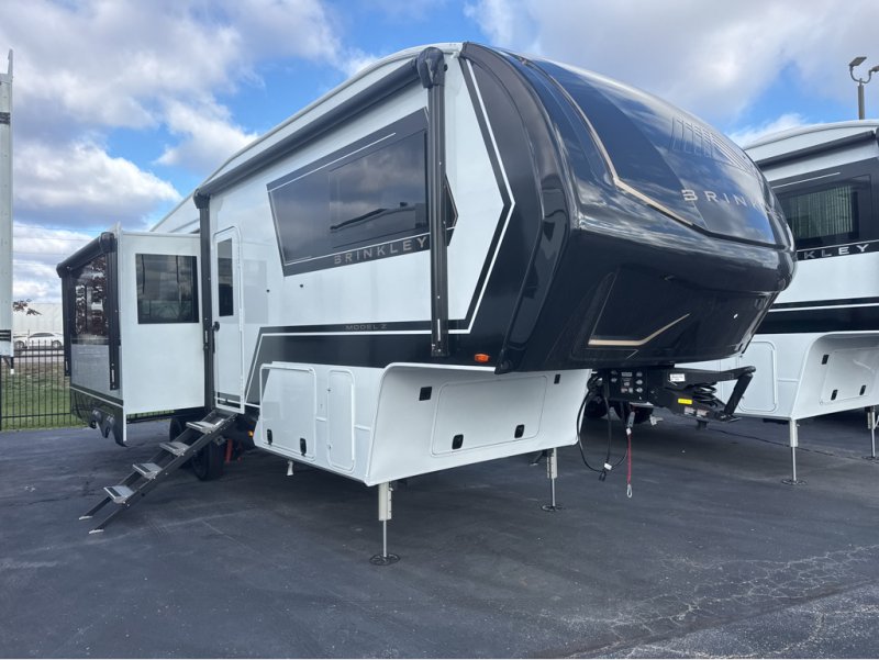 2026 BRINKLEY MODEL Z 2900