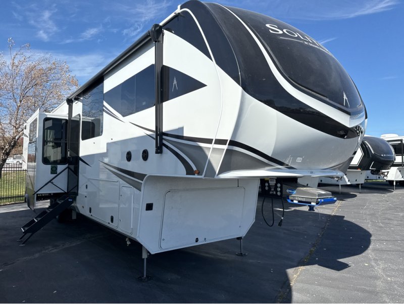 2026 GRAND DESIGN SOLITUDE 390RK