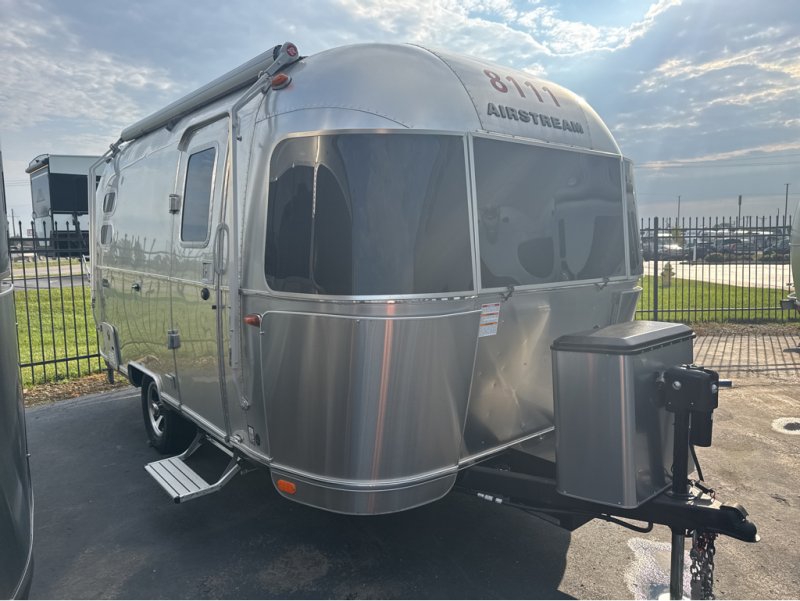 2023 AIRSTREAM CARAVEL 19CB