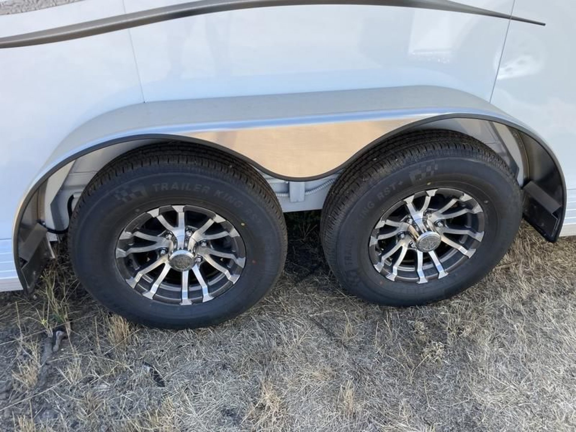 2024 Trails West Classic Bumper Pull 2 Bp Horse Trailer RP077359