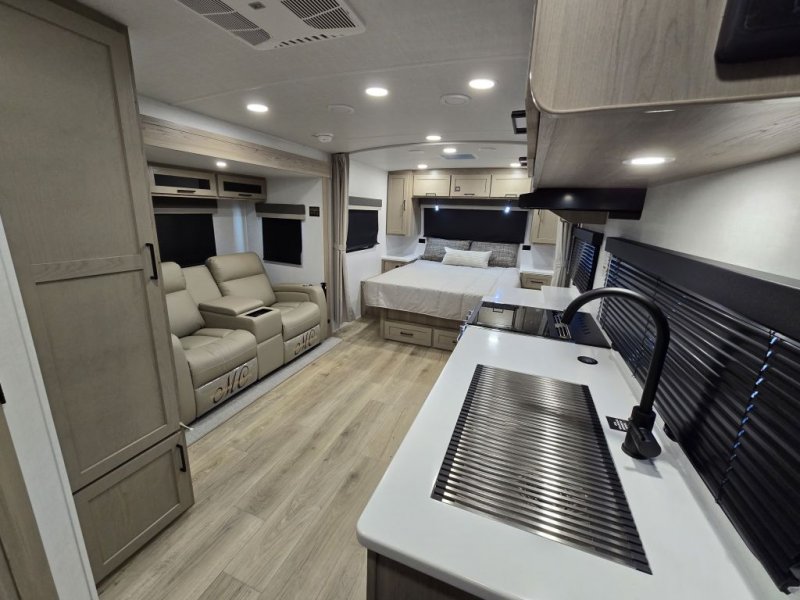 2026 ROCKWOOD MINI LITE 2205S