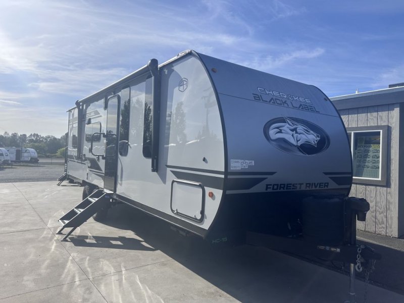 2026 CHEROKEE GREY WOLF BLACK LABEL 22RRBL
